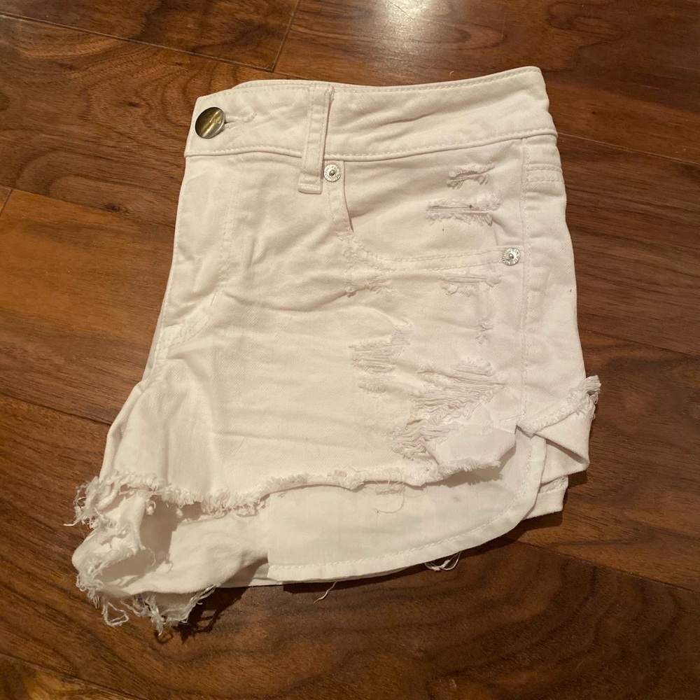 Shorts - Picture 2 of 3
